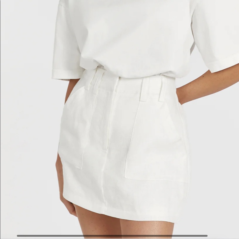 Dissh White Linen Skort US 2